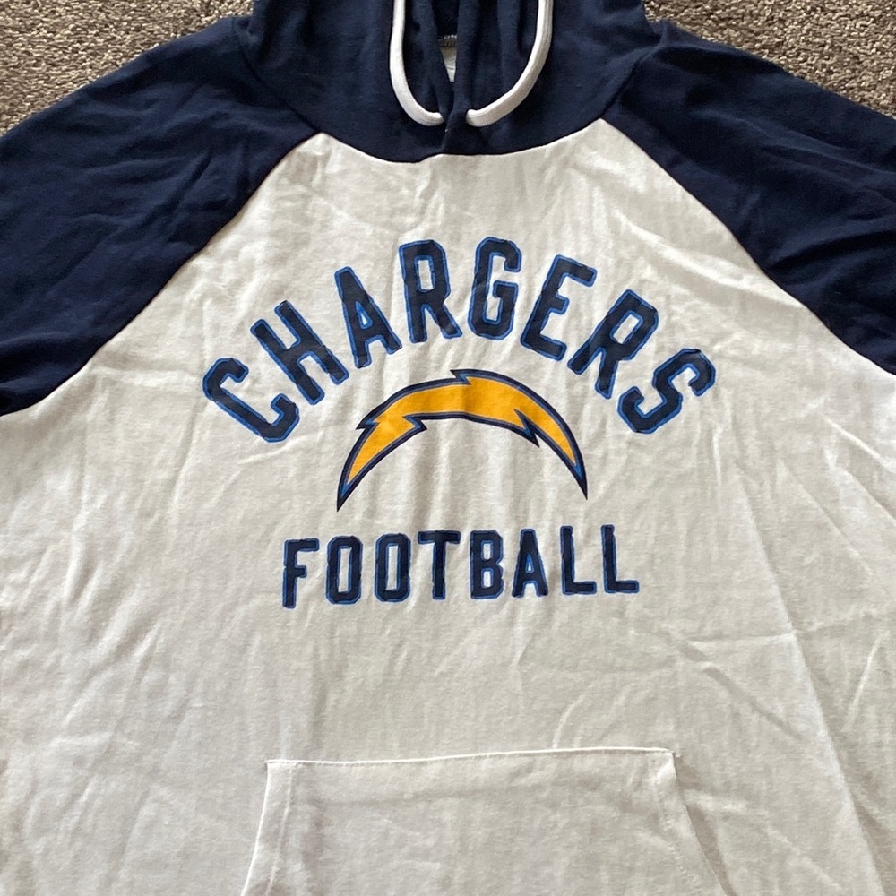 NFL Los Angeles Chargers Hoodie Raglan Sleeve Pullover Football Graphic SIZE XL - Picture 3 of 6